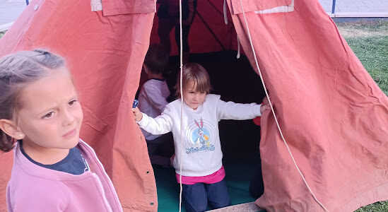 Acampada Pre-Benjamines en la Piscina!!!